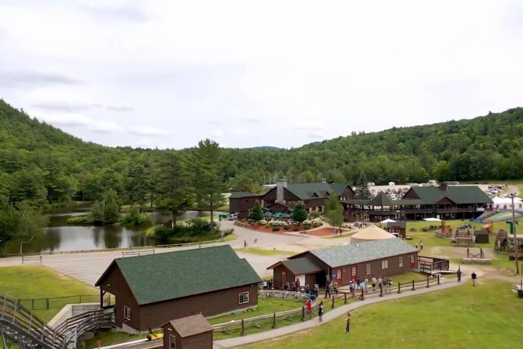 Gunstock & Lakes Region Year Round Chalet 吉尔福特 外观 照片